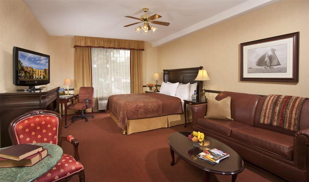 Ayres Suites Mission Viejo - Lake Forest Room photo